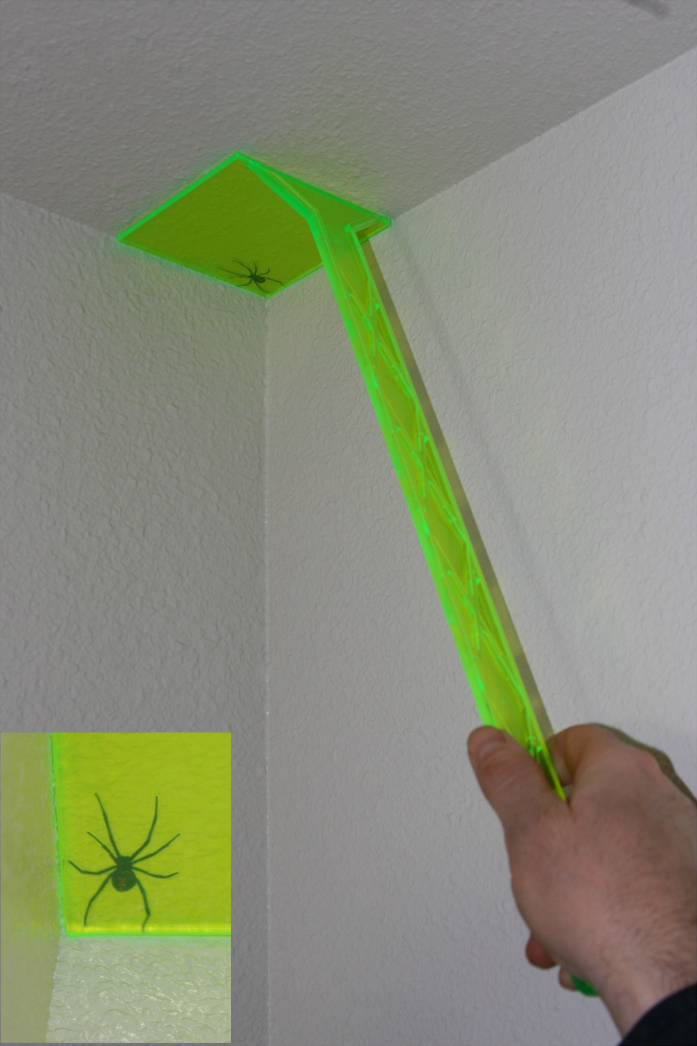 Spider Fighter Handheld Spider Killer In Action - TheSpiderFighter.com - Buy On Amazon